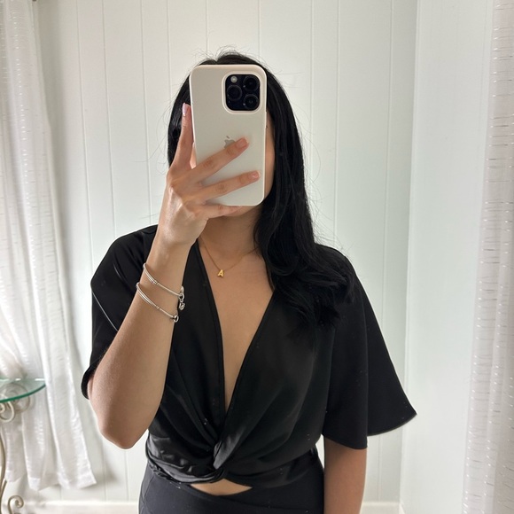 Express Black Twist Front Crop Top - Picture 1 of 3